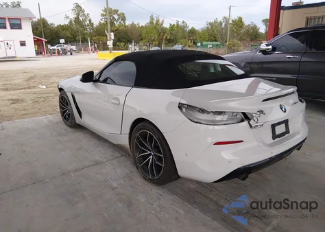 2019 BMW Z4 Sdrive30I z USA, uszkodzony, nr VIN WBAHF3C51KWW44002